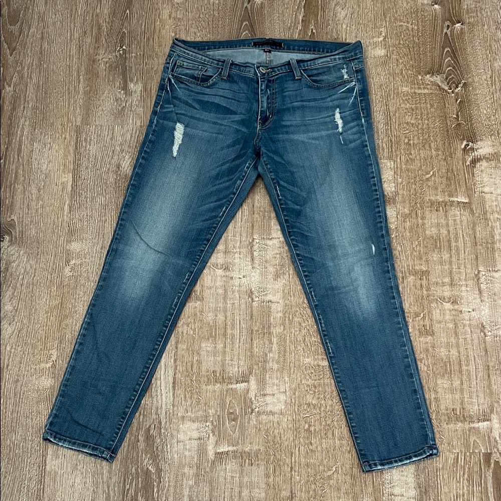 Flying Monkey Platinum Distressed Cropped Jeans size 28